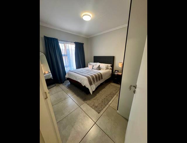 2 BEDROOM APARTMENT FOR SALE IN BRENTWOOD